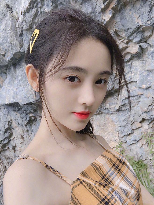 女生主动示好，邀约时，态度反差巨大，怎么办？